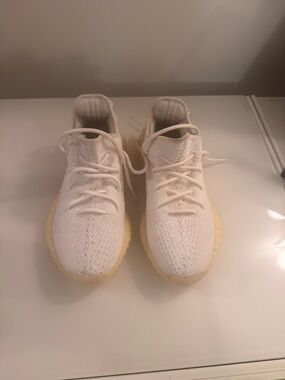 Adidas Yeezy Boost 350 V2 Cream (CP9366)  Size 7.5